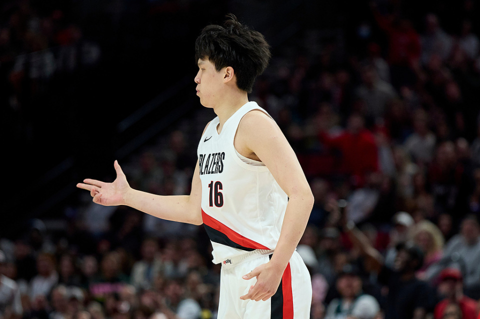 此外还在篮, inews