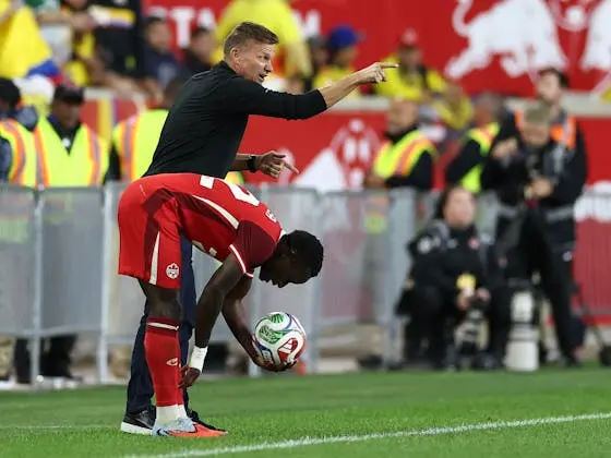 岁却送出, 里首次零封